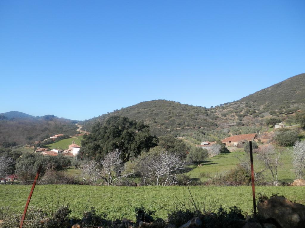 Apartamentos Rurales En Plena Sierra La Calera Exterior foto