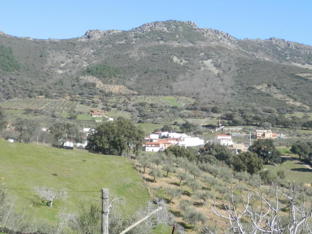 Apartamentos Rurales En Plena Sierra La Calera Exterior foto